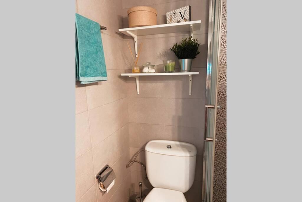 Large 90M2 Canary Apartment, Nice View, Location ! Puerto de Santiago  Eksteriør billede